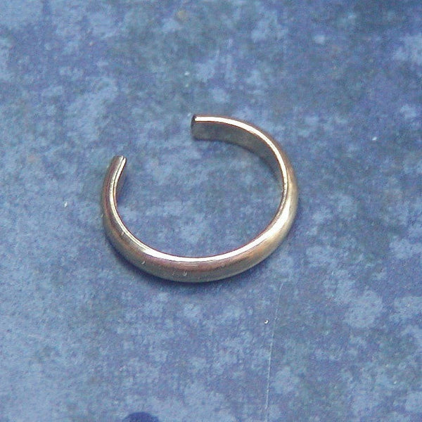 14kt Gold Filled Thin Smooth Band Ear Cuff