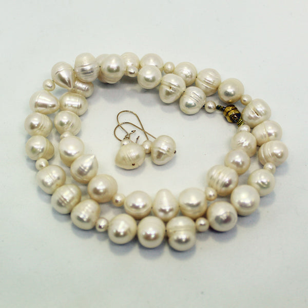 Fat Freshwater Pearls Necklace and Earrings Set